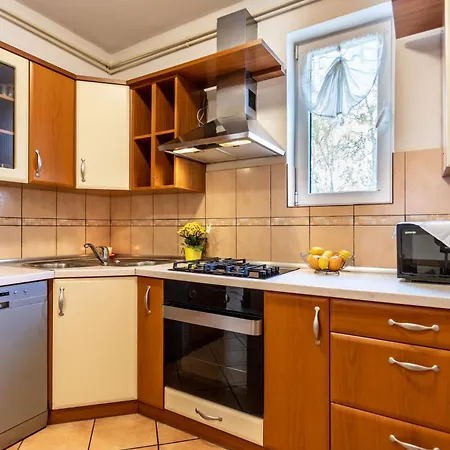 Grguric Nada Apartment Palit