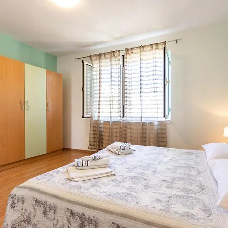 Apartamento Grguric Nada